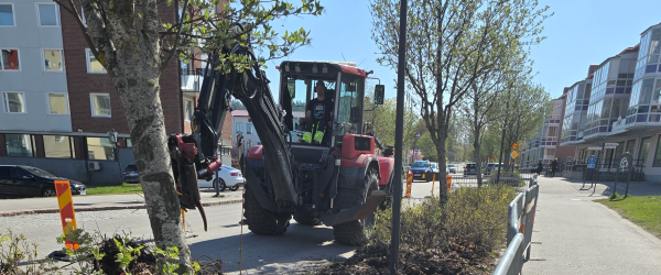 Traktor på Köpmangatan