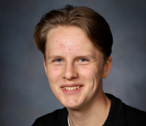 Algot Hellsen som gått vidare i Pangeas matematiktävling