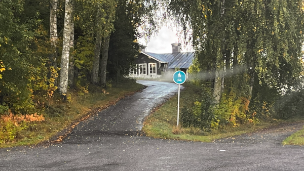 Gång- och cykelväg vid västra delen av Östrandsvägen