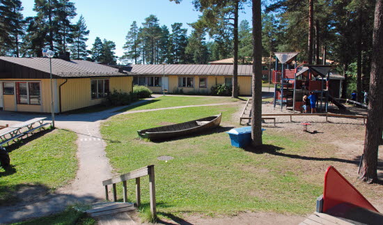 Tallnäs gul 4.jpg