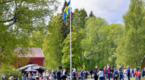 folksamling på Nationaldag